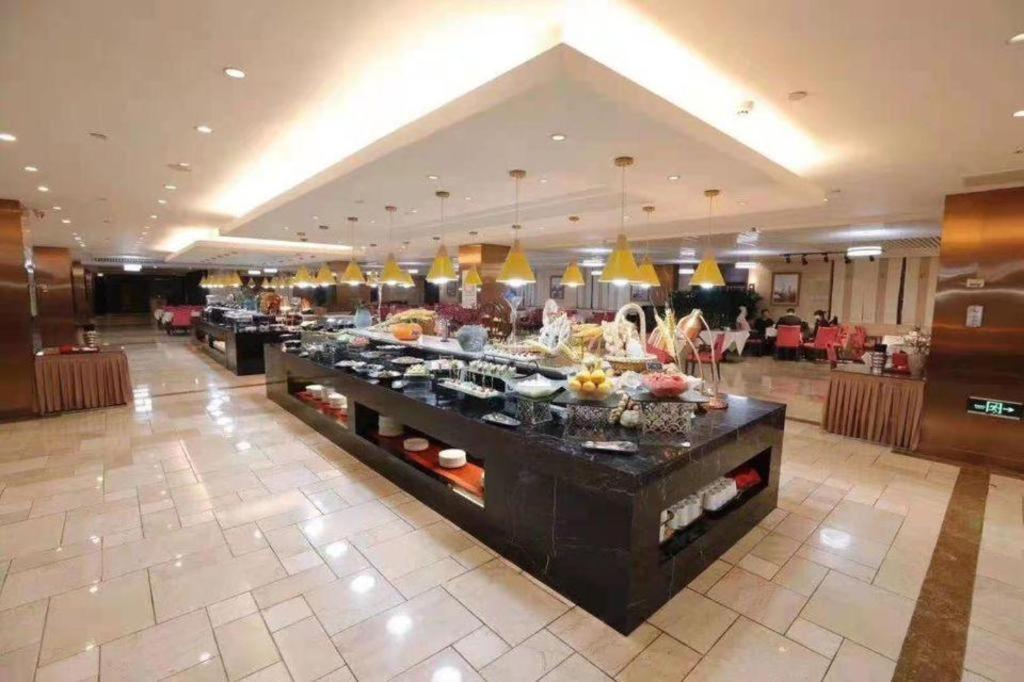 เวสต์ อินเตอร์เนชั่นแนล เทรด แกรนด์ โฮเทล Hotel ปักกิ่ง ภายนอก รูปภาพ