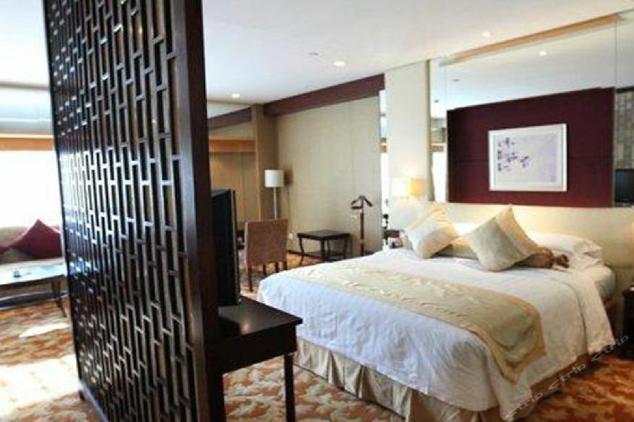 เวสต์ อินเตอร์เนชั่นแนล เทรด แกรนด์ โฮเทล Hotel ปักกิ่ง ภายนอก รูปภาพ